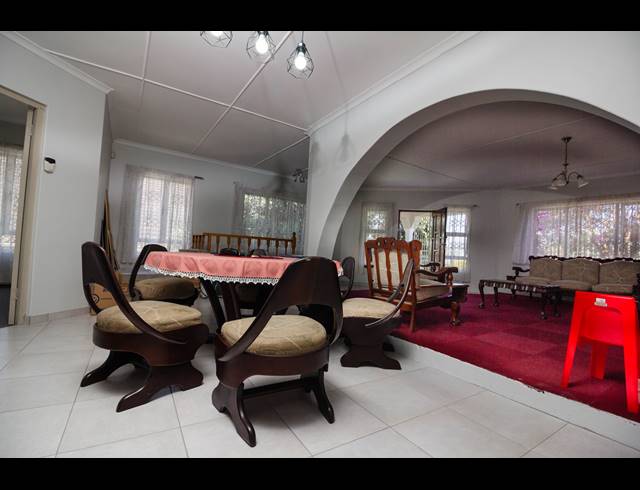 3 BEDROOM HOUSE FOR SALE IN ARENA PARK